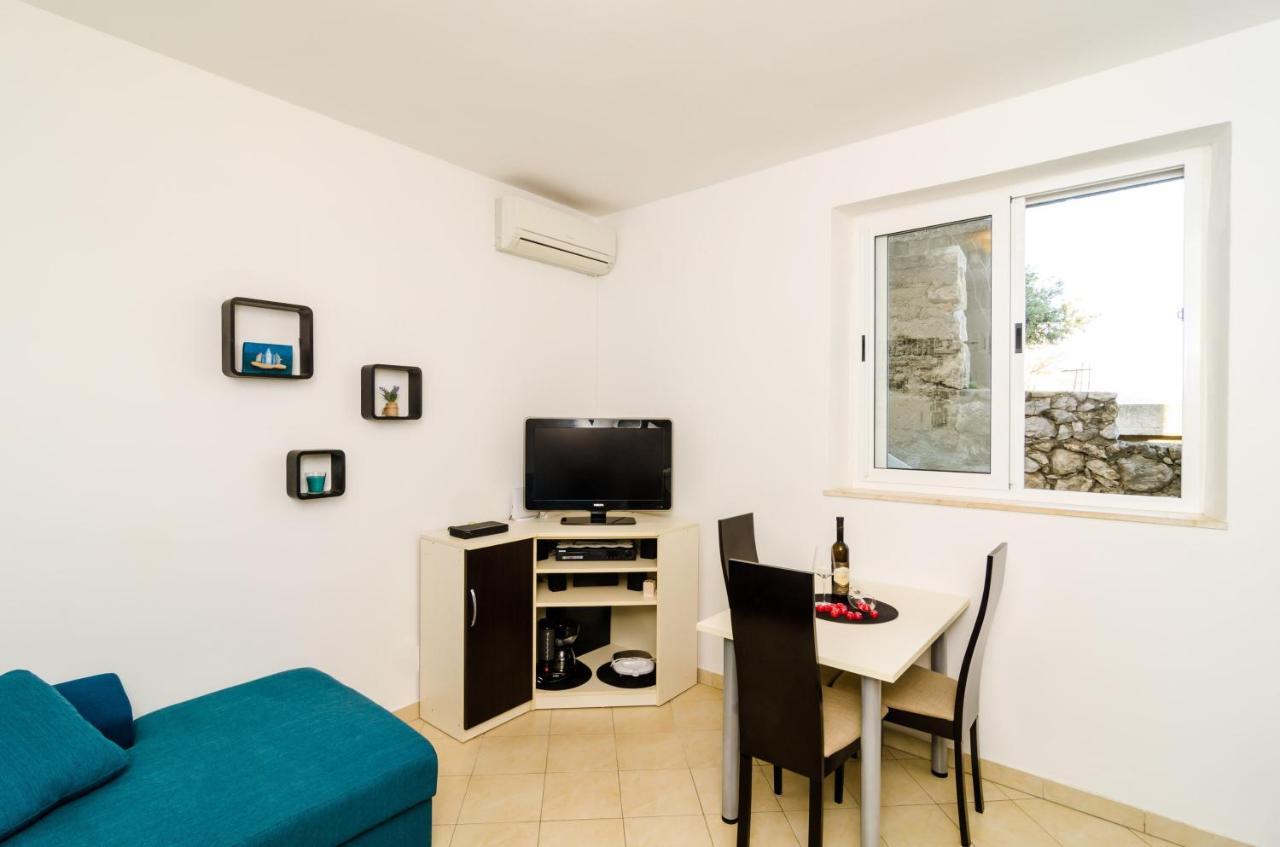 Eulalija Apartment *